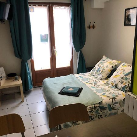 Agreable Studio Dans Le Centre Historique Ла-Ферте-Сент-Обен Экстерьер фото